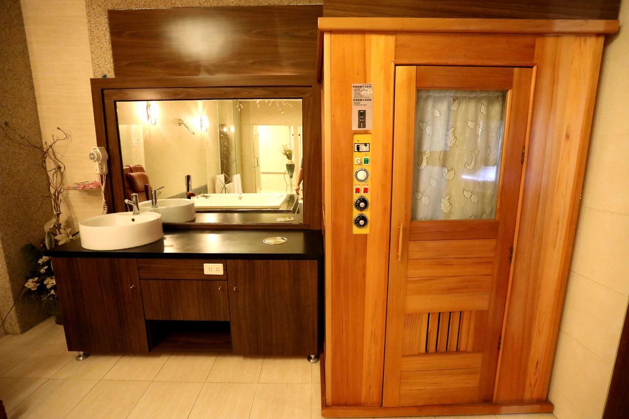 Hua Jia Motel Ταϊνάν Εξωτερικό φωτογραφία